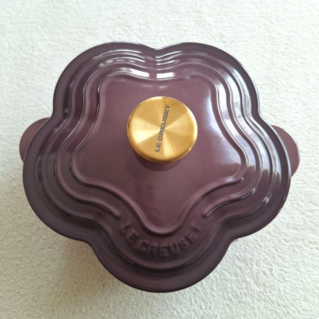 KameN riderリンゴ LE CREUSET ココット フルール