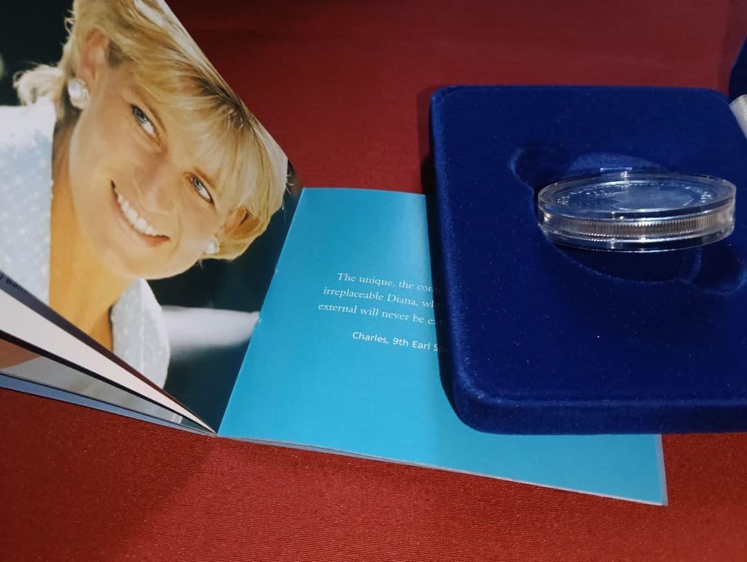 会員限定版】英国 イギリス ダイアナ妃 追悼 5ポンド プルーフ 銀貨