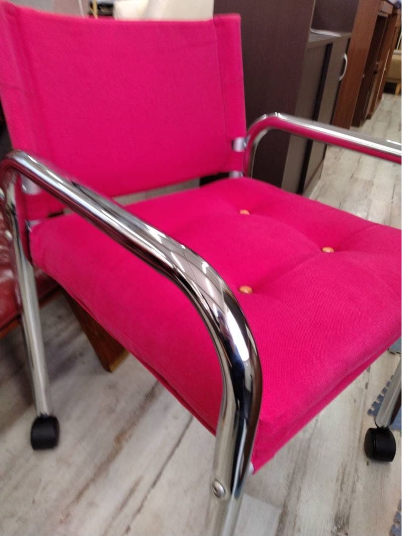 イノベーター キャプテンチェア レッド 椅子 北九州市福岡市限定