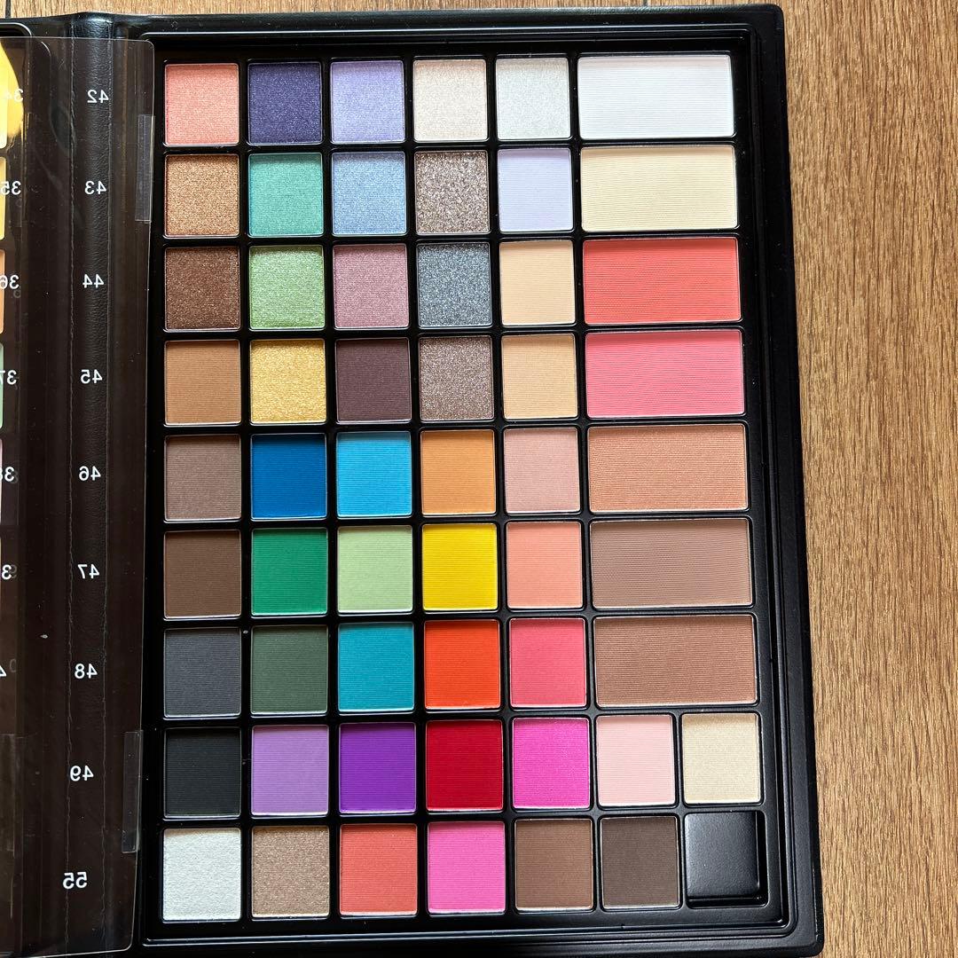 Ledomトータルメイクパレット - メルカリ