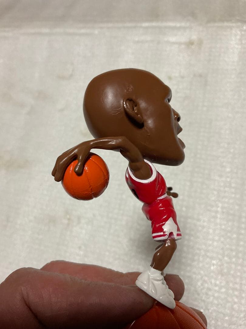 1998年／NBA・ジョーダンミニチュア人形。「23」。本体のみ。