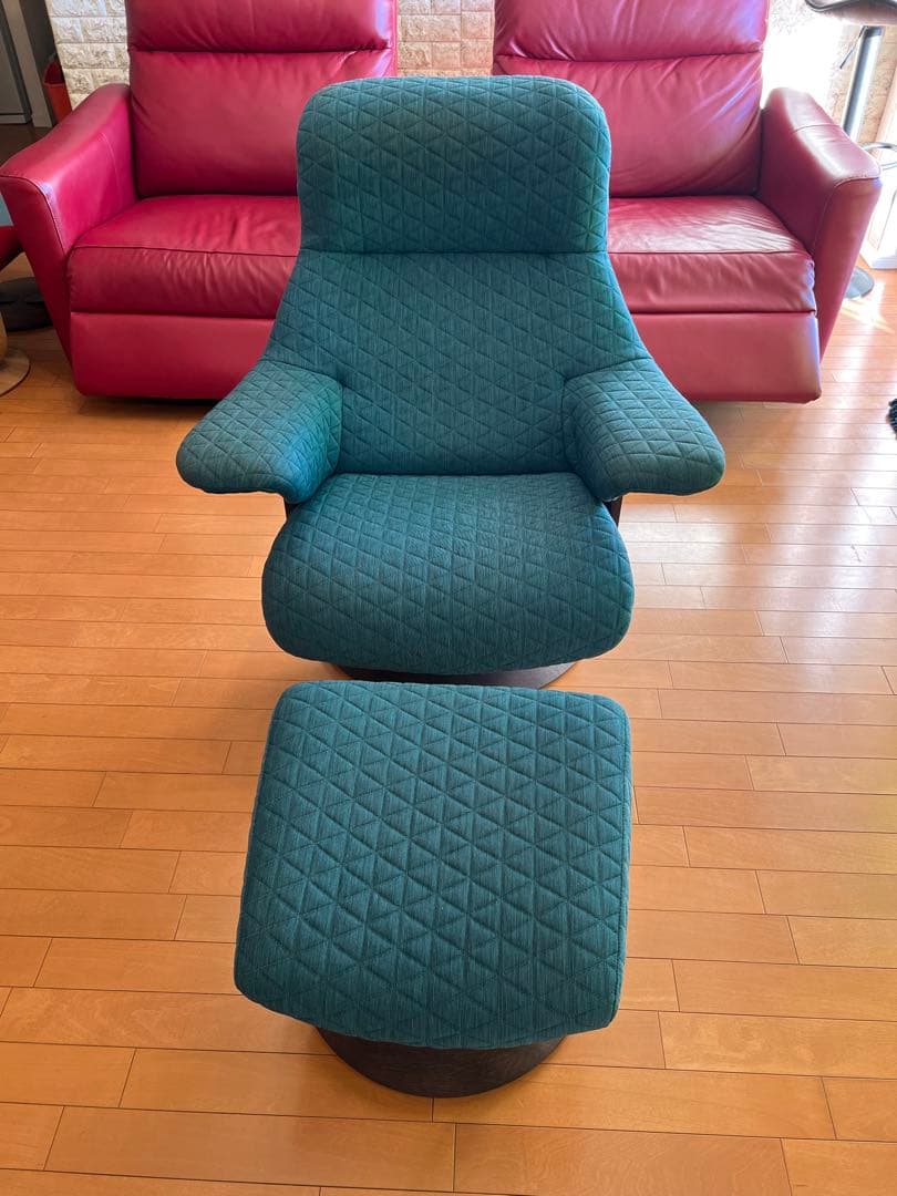 カリモク　ザ　ファースト　オットマン付　直接手渡しのみ　引き取りに来れる方限定