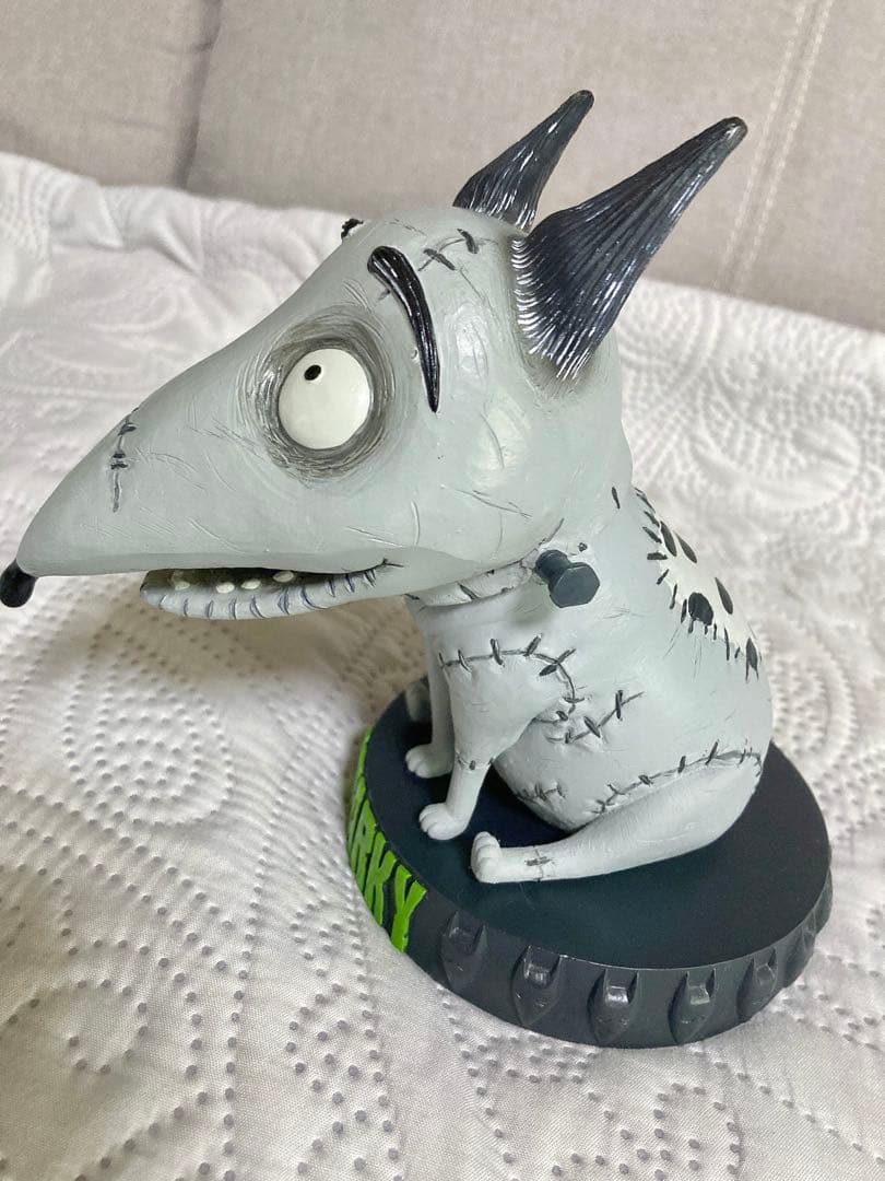 フランケンウィニー スパーキー ボビングヘッド フィギュア - メルカリ