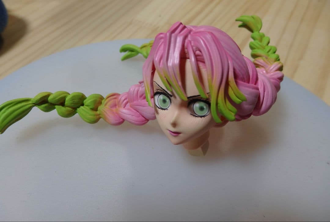 鬼滅の刃 　甘露寺蜜璃 恋柱 　フィギュア ガレージキット