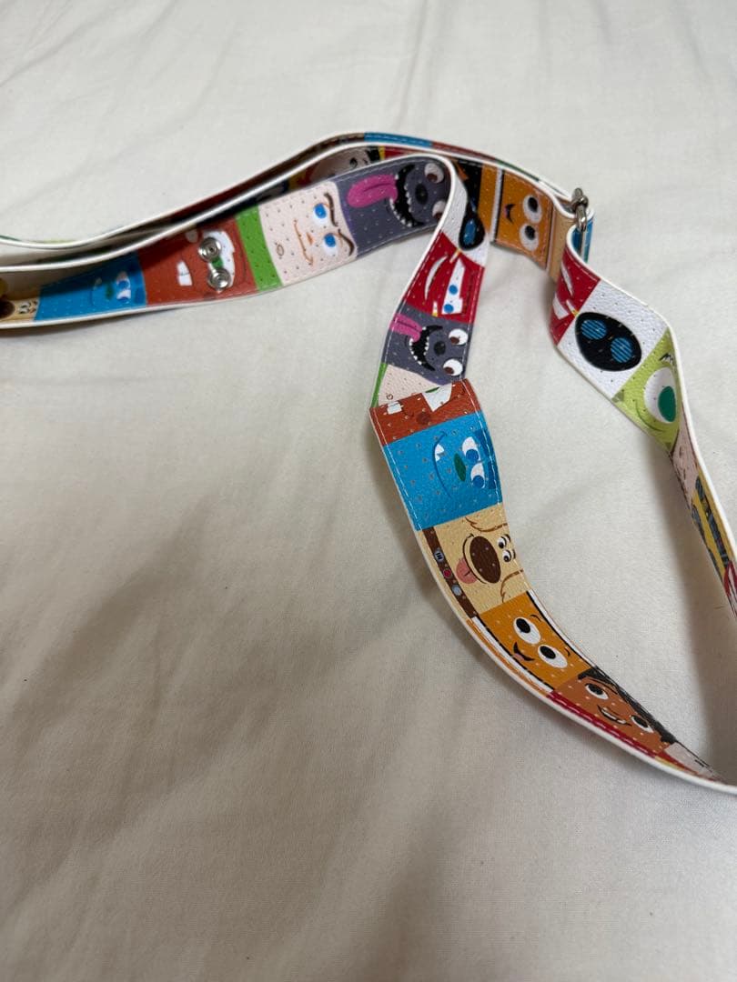 Disney ピクサーボール ピンコレクター バッグ ストラップ 香港