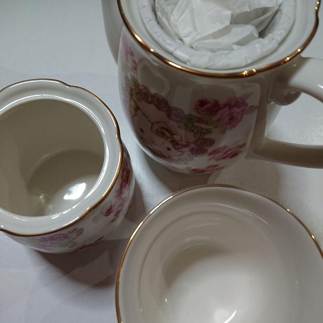 ティーセット バラ ホワイト 5点 ハローキティ × ローラアシュレイ 金彩劣化