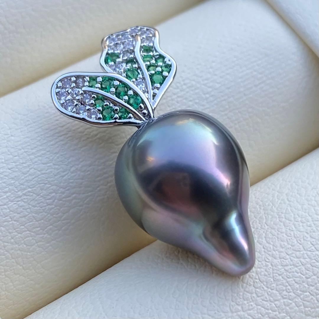 本真珠　南洋黒蝶真珠ネックレストップ　15.4*11.4mmグリーン紫PT927