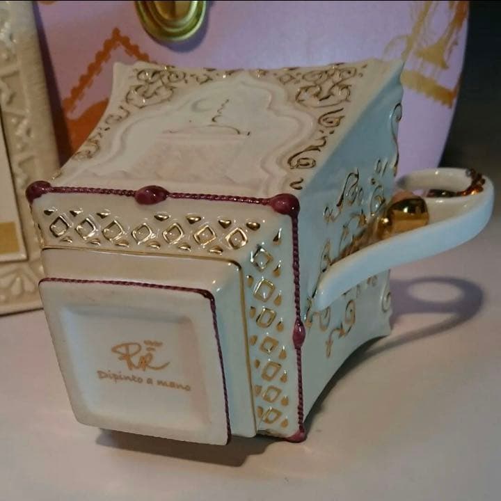 ROSSO REGALE ロッソレガーレ　カップアンドソーサー