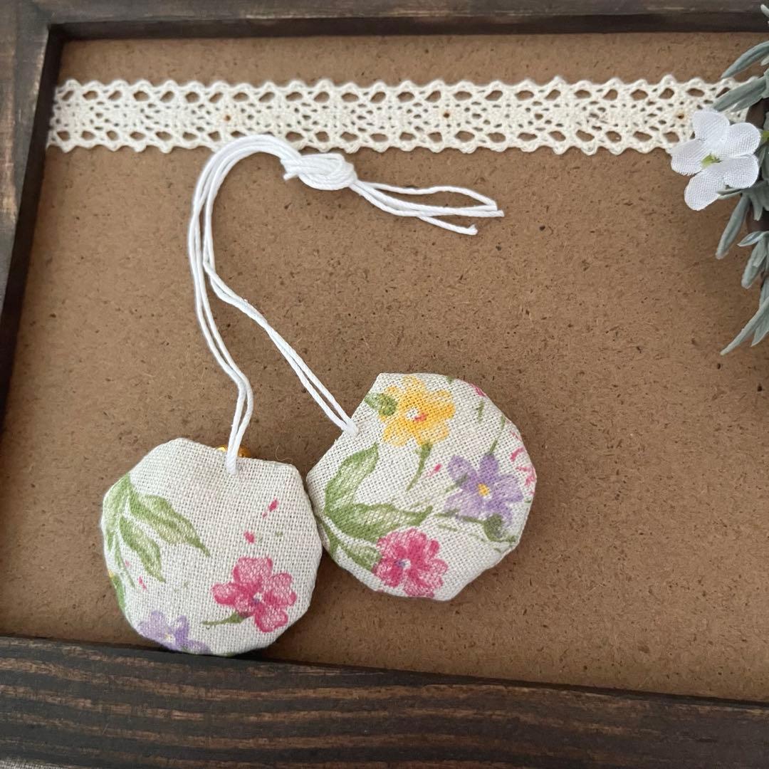 2410-14 小さな香り袋 豆サシェ 2個組 花刺繍入 SOLD→ご注文OK