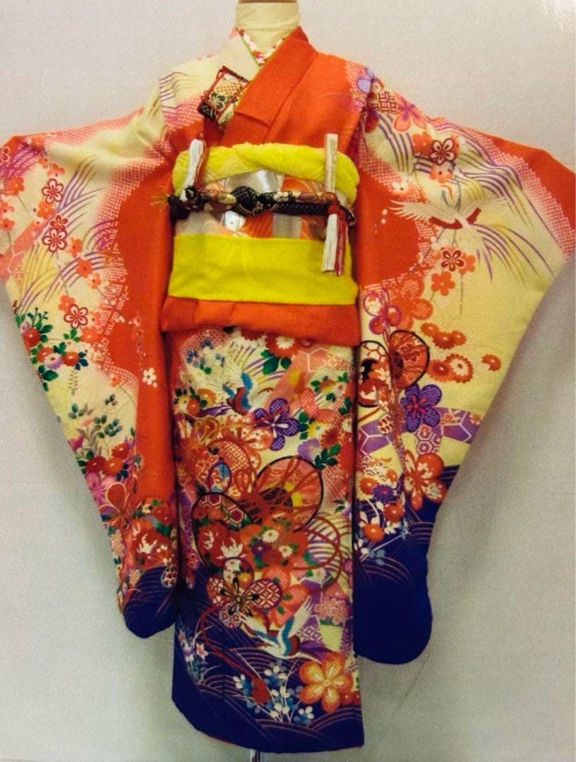 七五三　7歳女の子着物　2点セット　朱赤と紫　鼓　青海波　梅　鹿子柄