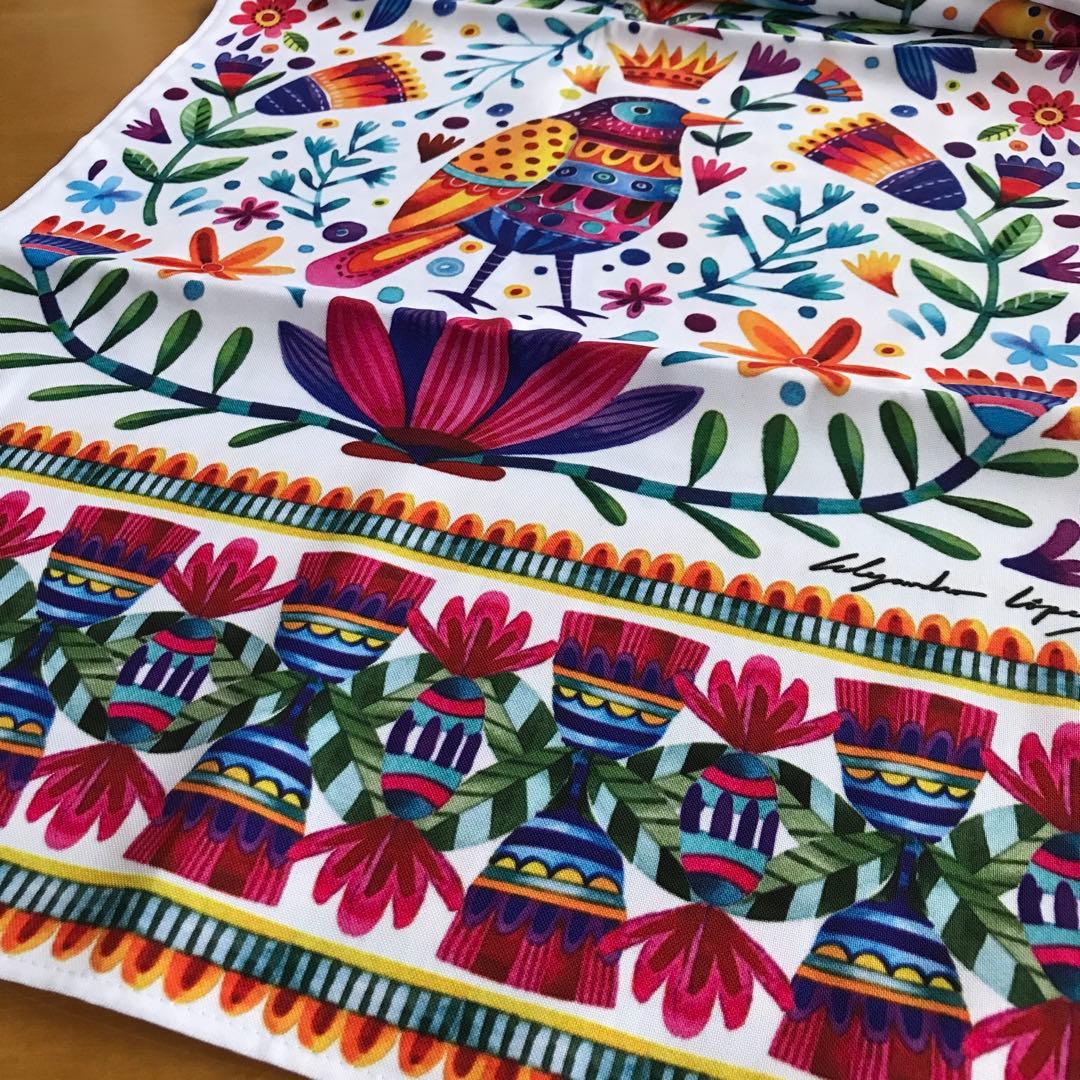 テーブル　クロス　メキシコ　プリント　鳥　動物　植物　カラフル　鮮やか