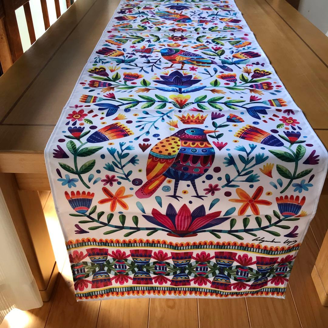 テーブル　クロス　メキシコ　プリント　鳥　動物　植物　カラフル　鮮やか