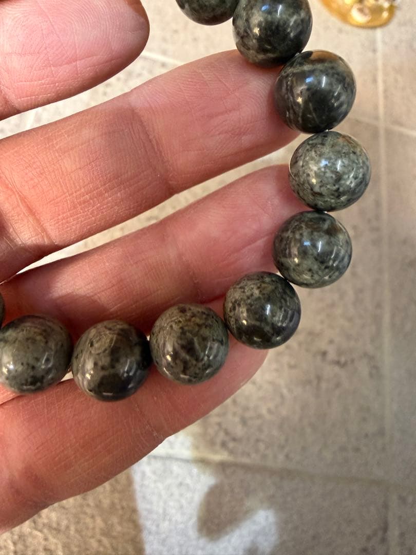 神居古潭　どちらかコメントください。