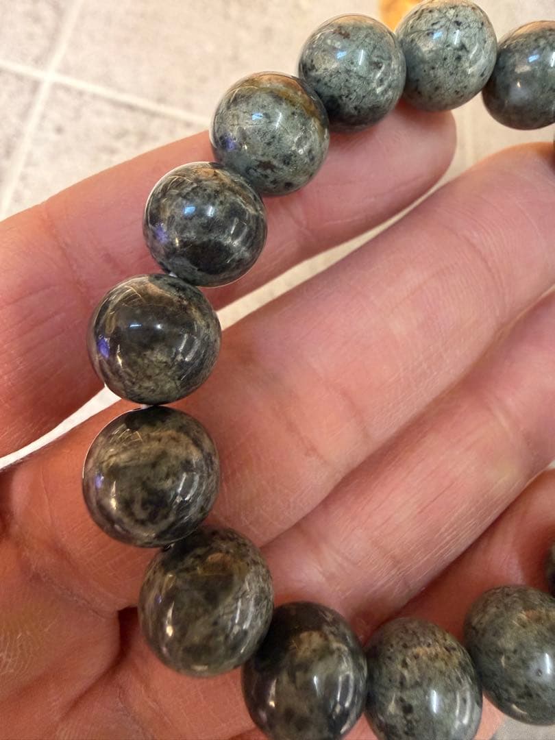 神居古潭　どちらかコメントください。