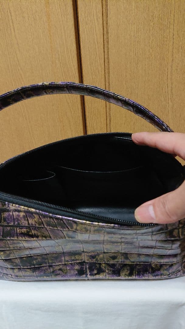 期間限定セール【新品未使用】クロコダイル ハンドバッグ JRA