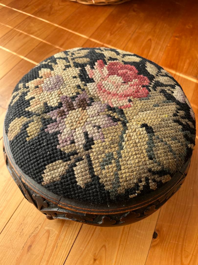 アンティーク　イギリス　フランス　オットマン　プチポワン②