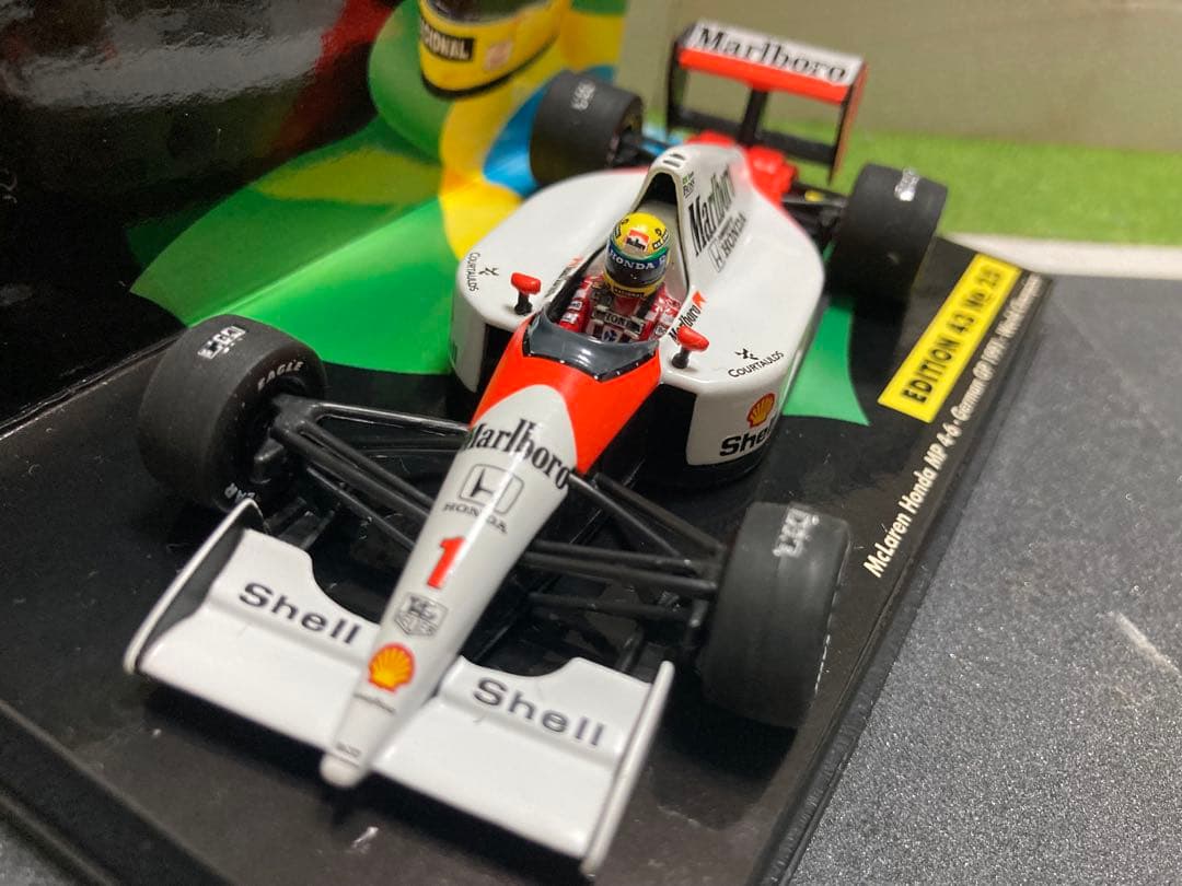 ミニチャンプス(マルボロ仕様)‼️マクラーレンホンダMP4/6 アイルトン