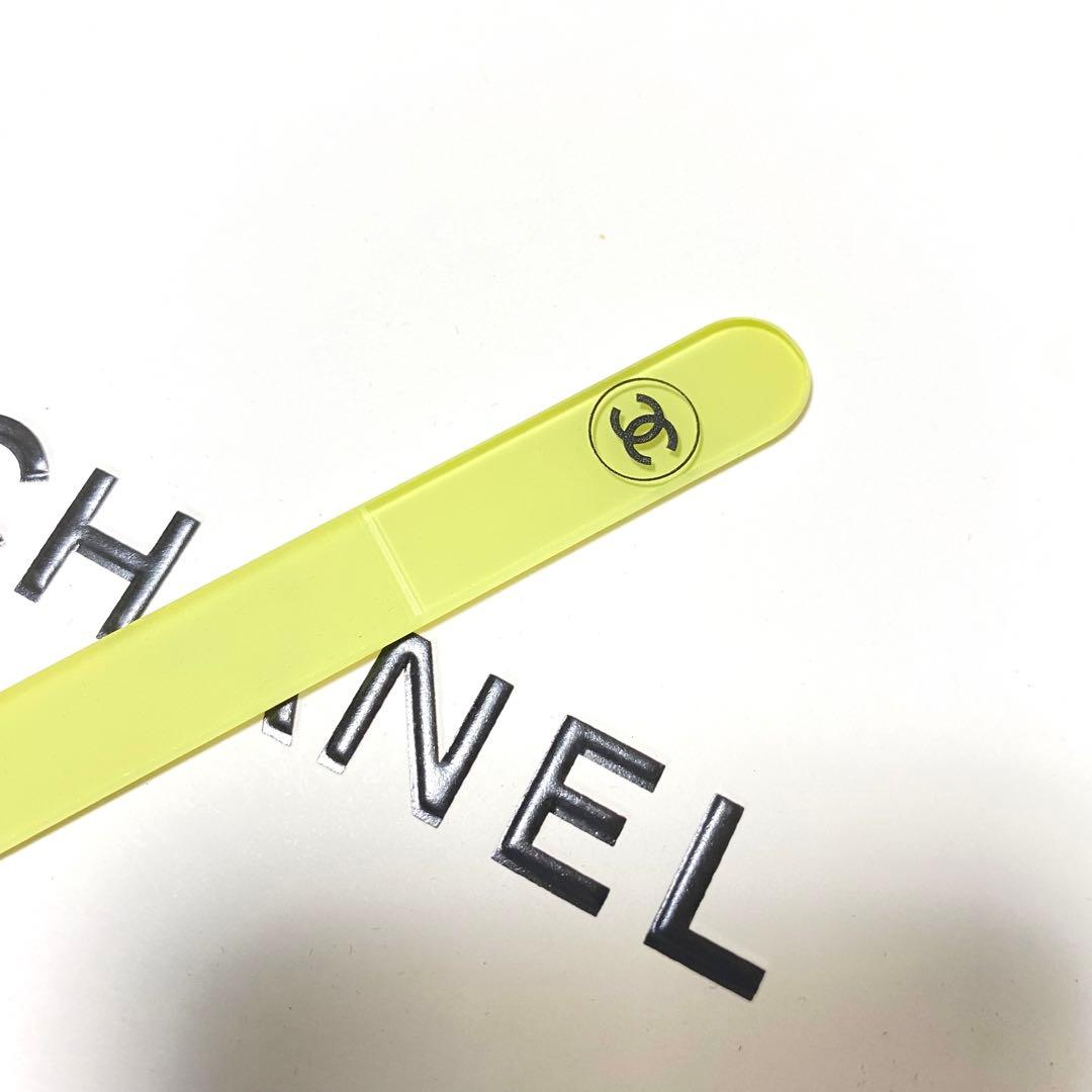 シャネル ネイルファイル オヴニー 129  黄色 CHANEL 爪やすり