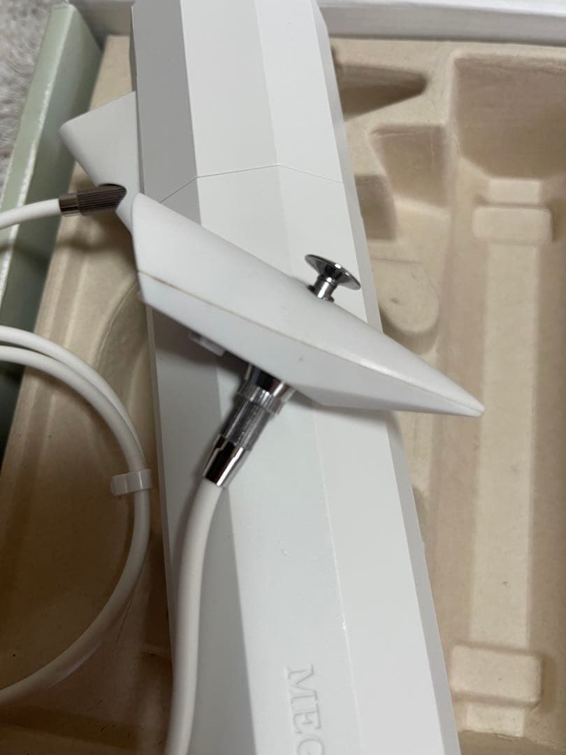 MEGLY　メグリー　炭酸ミスト　本体(中古)＋ガス＋化粧水セット　ＭＴ