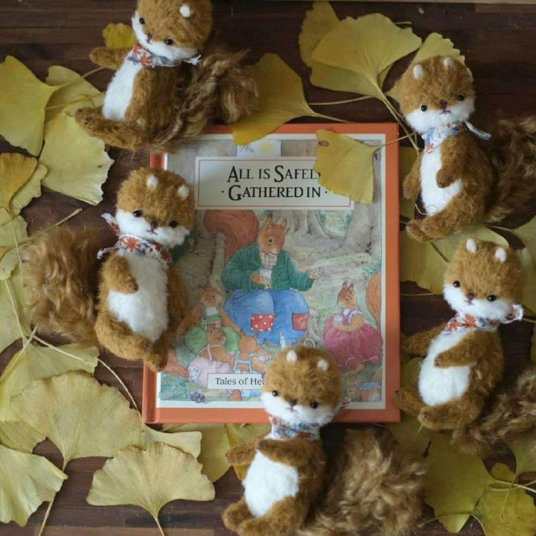 悪戯好きなリスちゃん テディベア ハンドメイド 海外作家様 部屋飾り ロリィタ