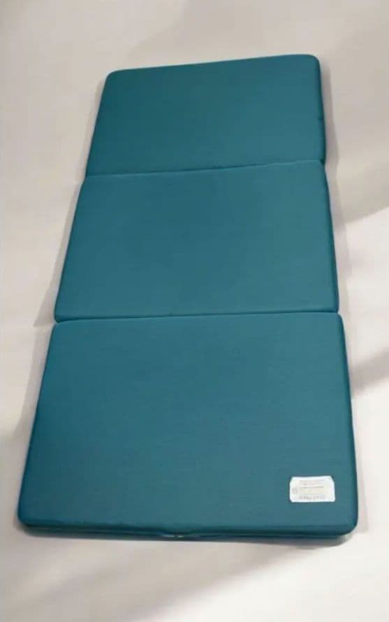 引き取り限定。 マニフレックス　シングル　 三つ折り マットレス