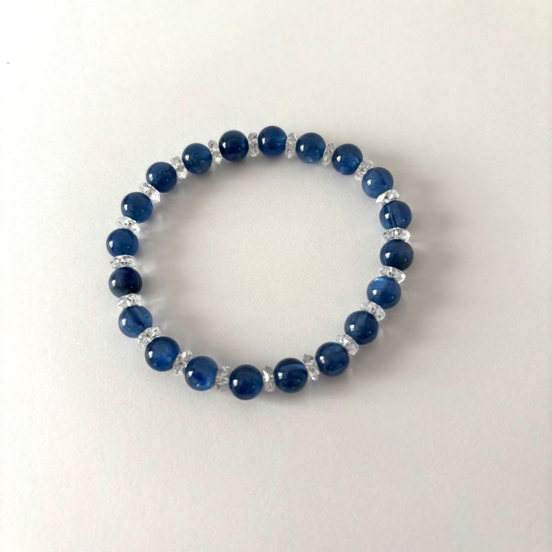 【高品質】【美品】カイヤナイト　水晶　パワーストーン　ブレスレット　6mm
