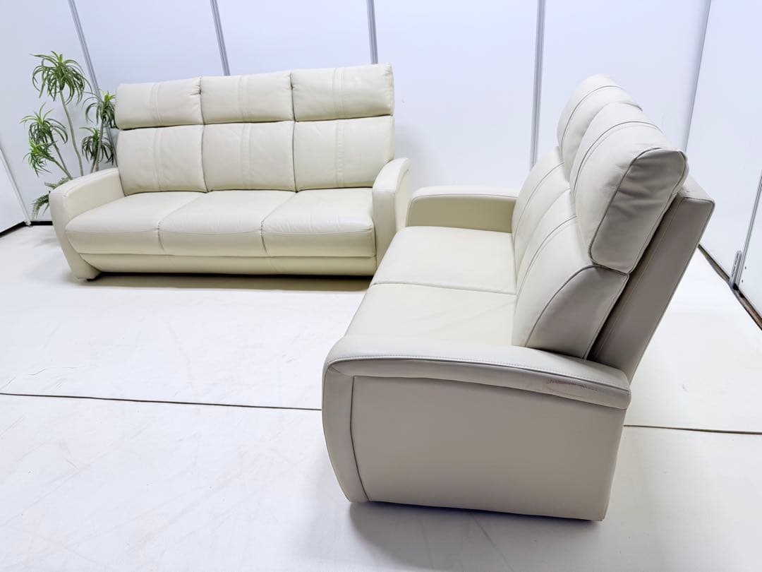 ニトリ　クリーム色 5人掛け レザー ソファ　2点セット