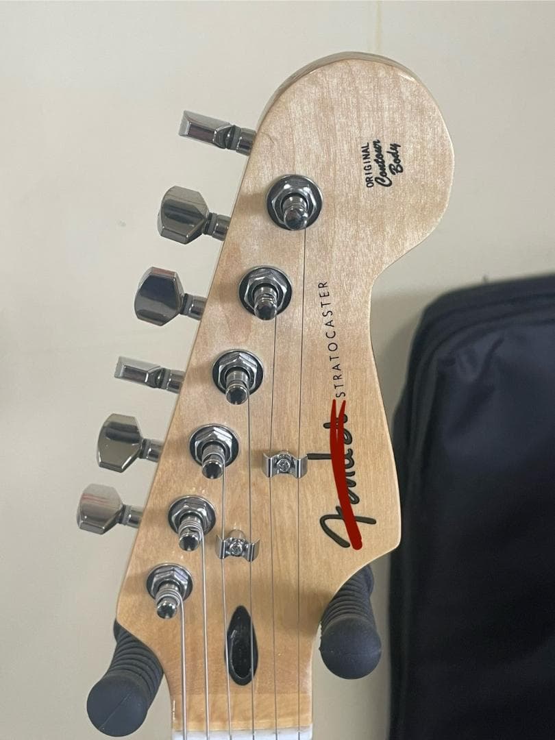フェンダー　ストラトキャスター　レプリカ　レッドサンバースト系