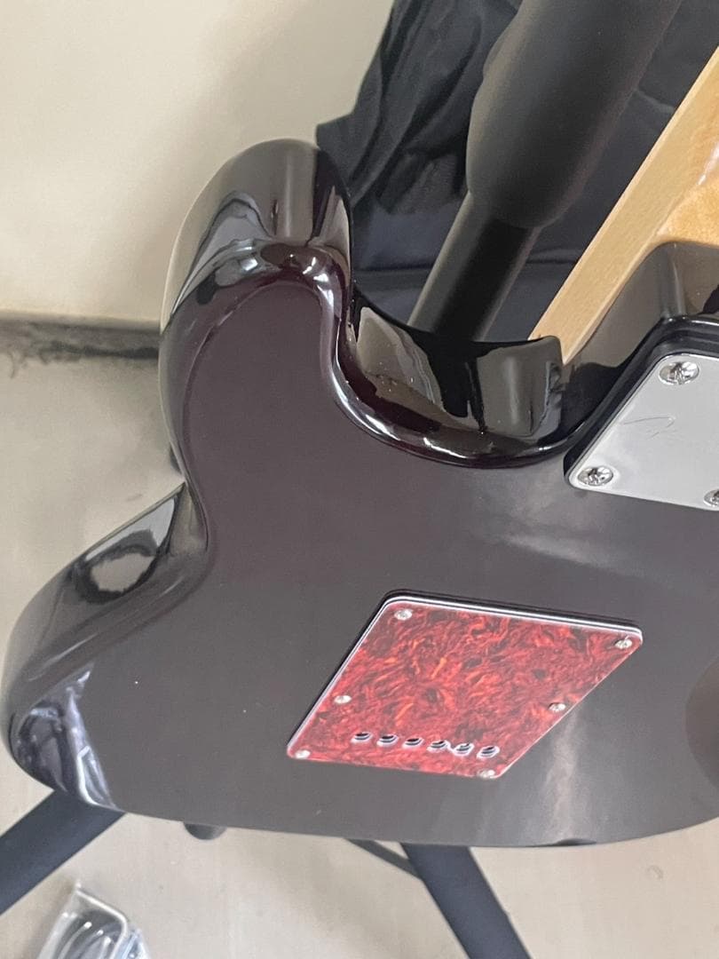 フェンダー　ストラトキャスター　レプリカ　レッドサンバースト系