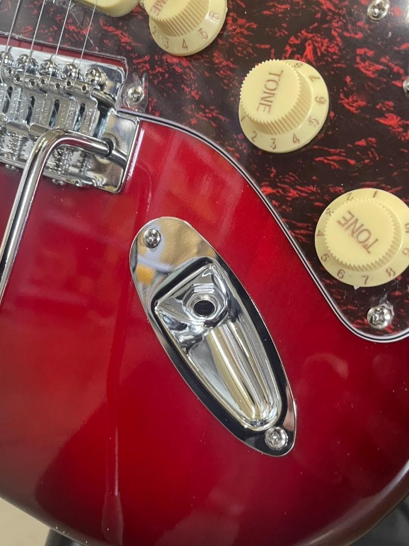 フェンダー　ストラトキャスター　レプリカ　レッドサンバースト系