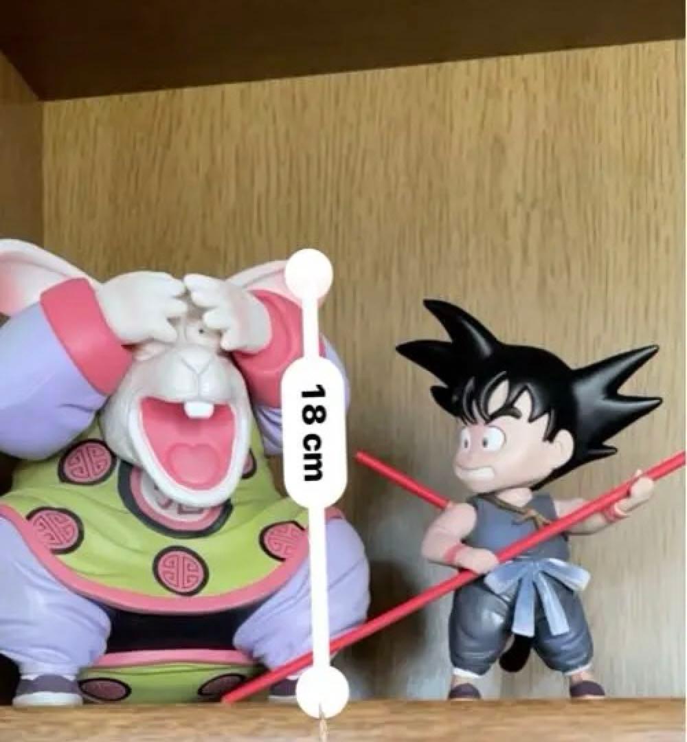 ドラゴンボール悟空兎人参化ブルマピラシュウフィギュア