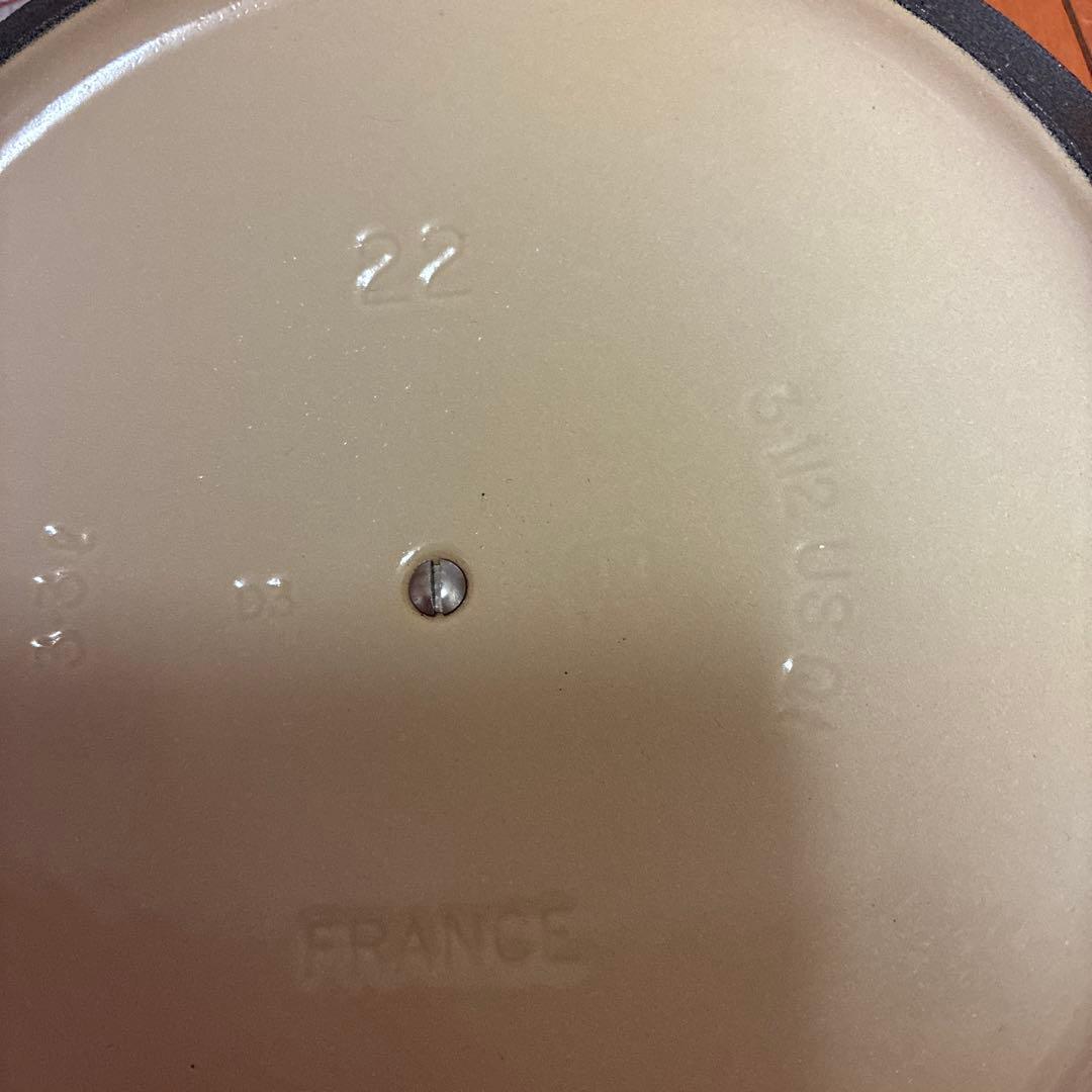 Le Creuset 鋳鉄製 両手鍋 22cm オレンジ