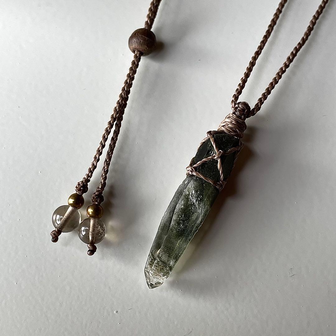 ヒマラヤ水晶 ガネッシュヒマール ＊ マクラメペンダント ネックレス 57