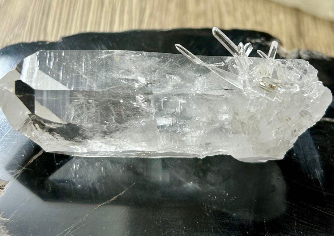 コロンビア産　レムリアンクォーツ　天然石　置物　インテリア