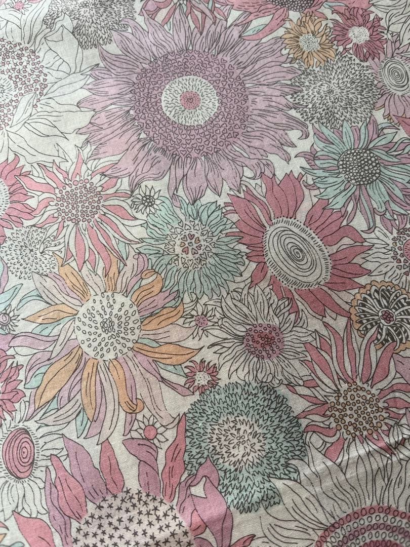 ハンドメイド　リバティ　巾着袋　アイアンシ　スモールスザンナ