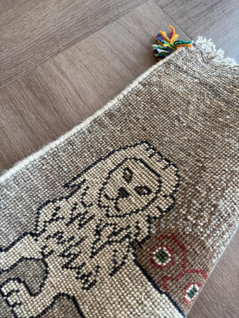 手織りペルシャギャッベ 玄関マット 44x60cm ナチュラル/ライオンと太陽