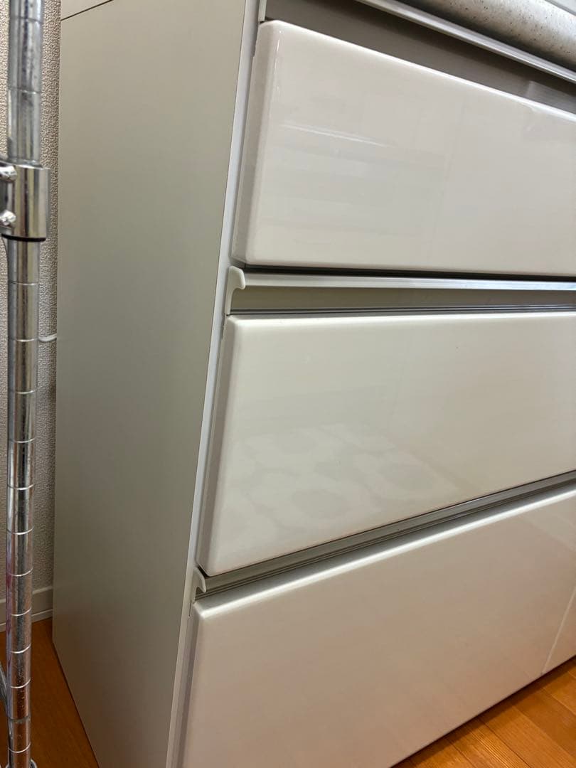 ニトリ　食器棚　アルミナ2