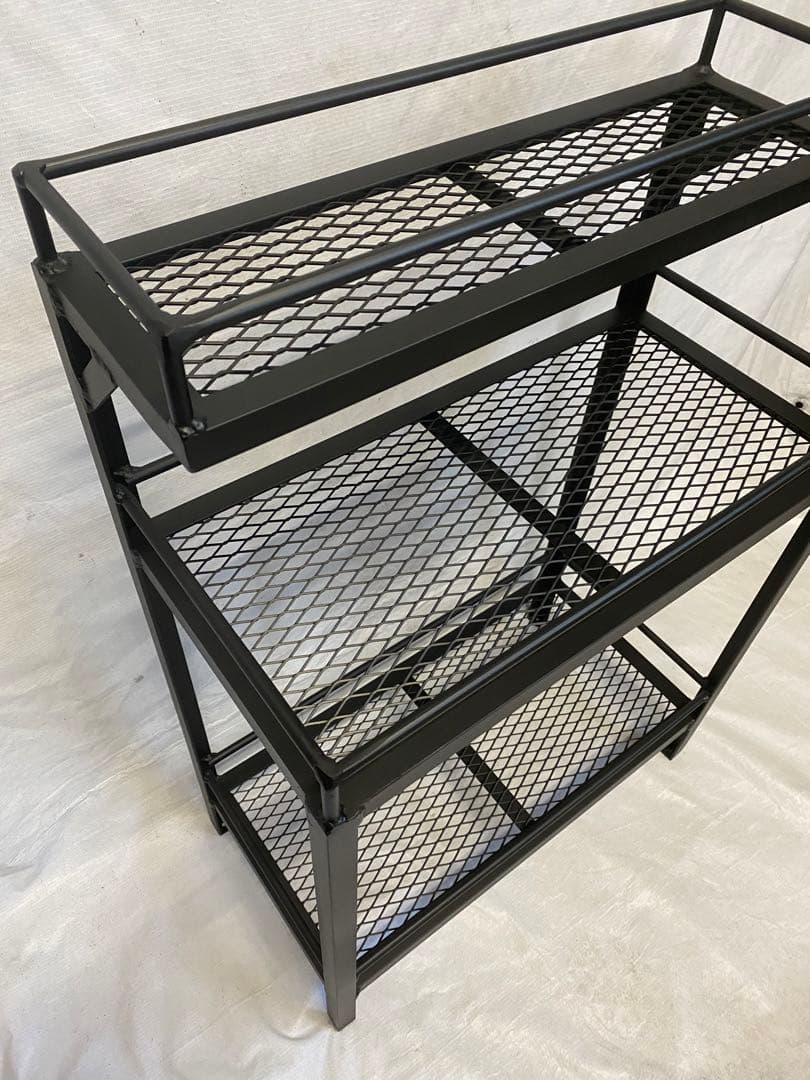 アイアンシェルフ　アイアンラック　スチールラック　植物棚　棚　多肉植物