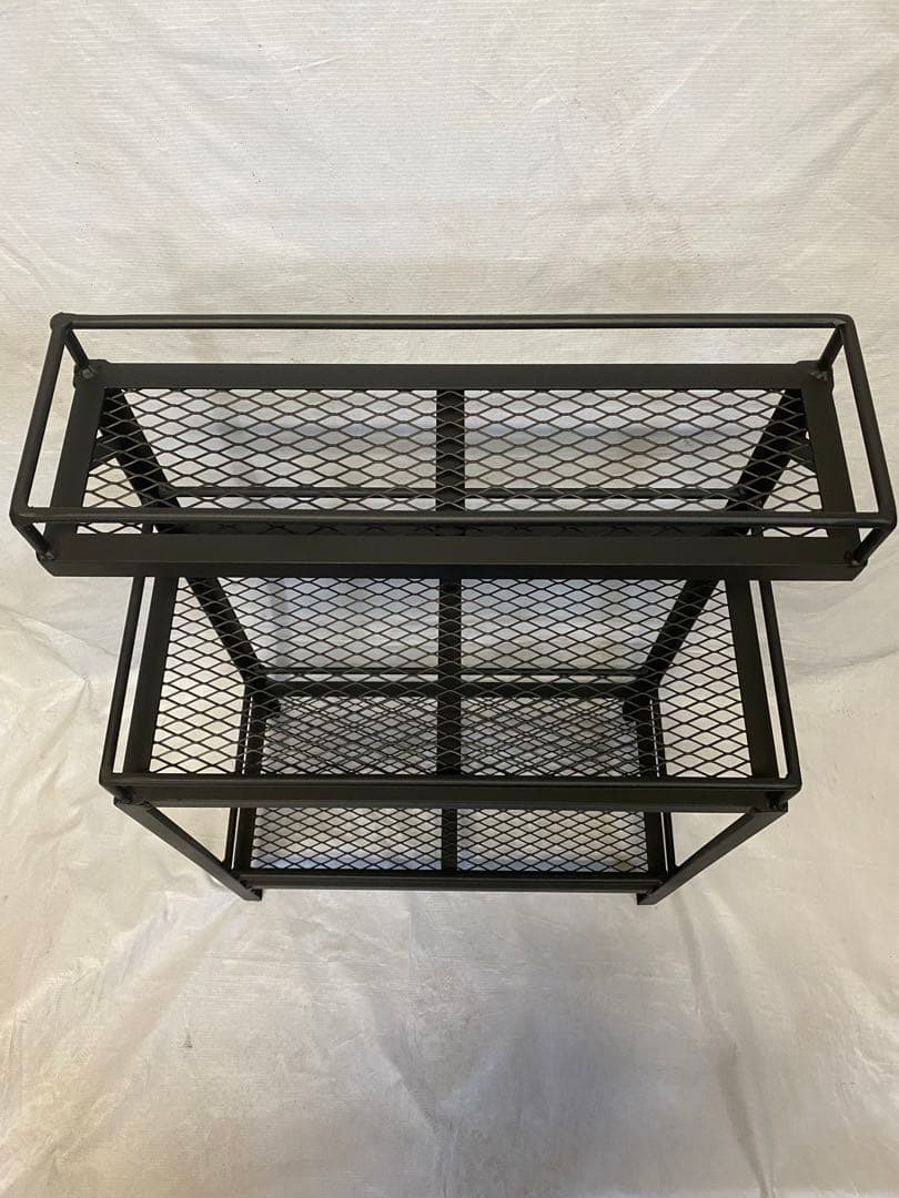 アイアンシェルフ　アイアンラック　スチールラック　植物棚　棚　多肉植物