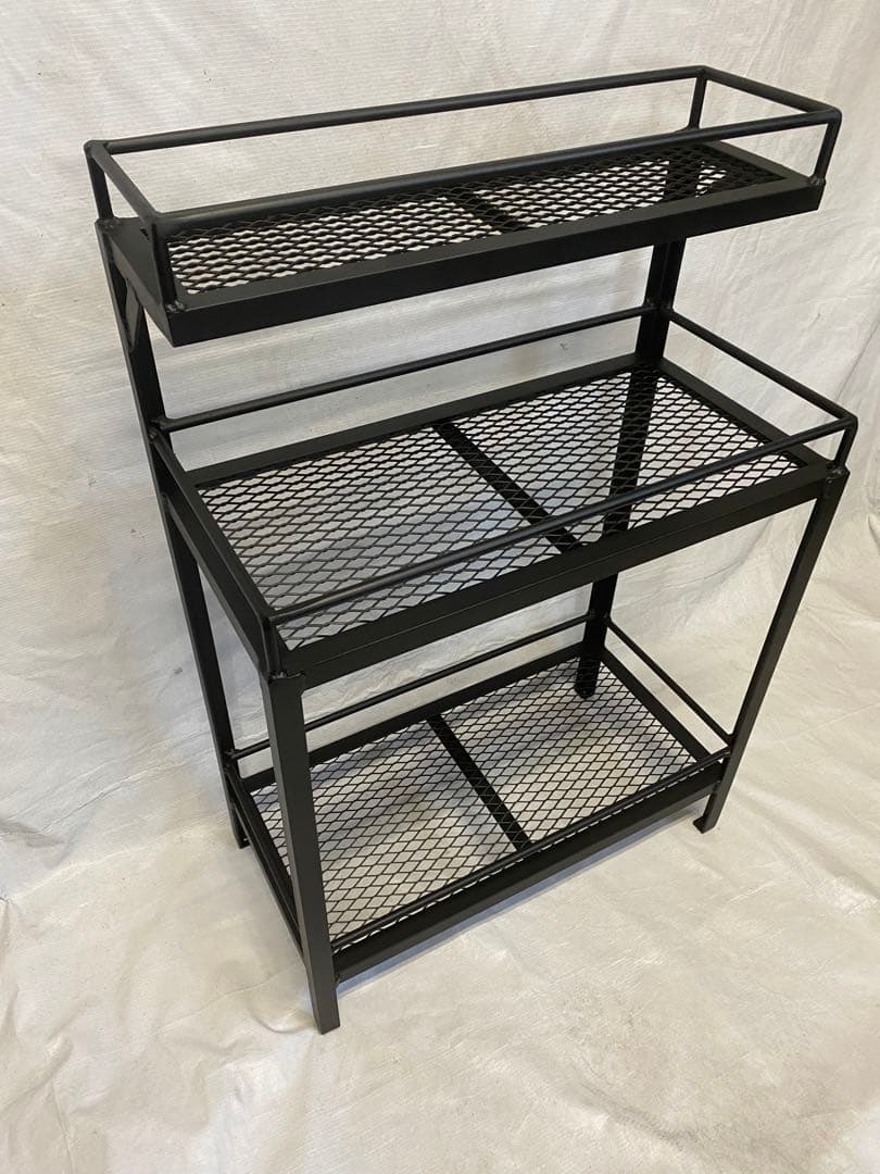 アイアンシェルフ　アイアンラック　スチールラック　植物棚　棚　多肉植物