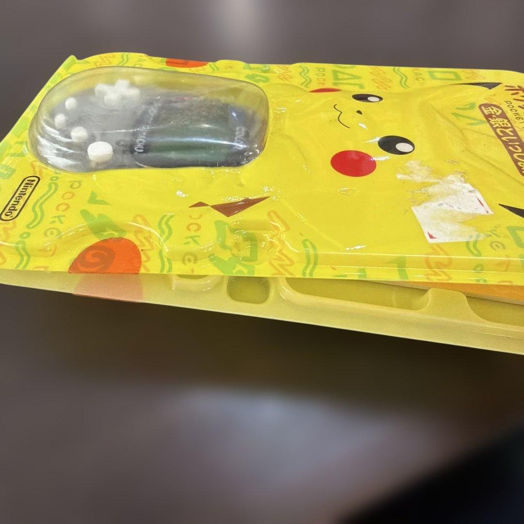 Nintendo ポケットピカチュウカラー