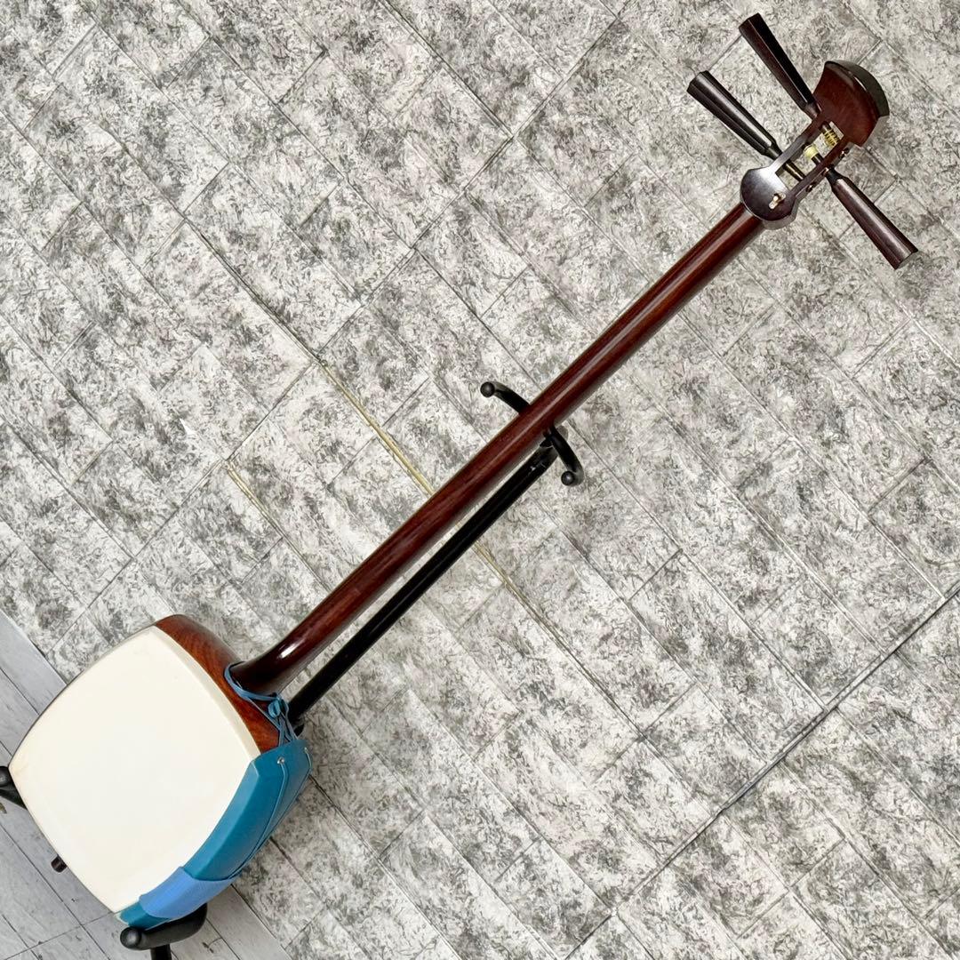 中棹三本継 高級三味線 東さわり・鼈甲撥・ハードケース付き