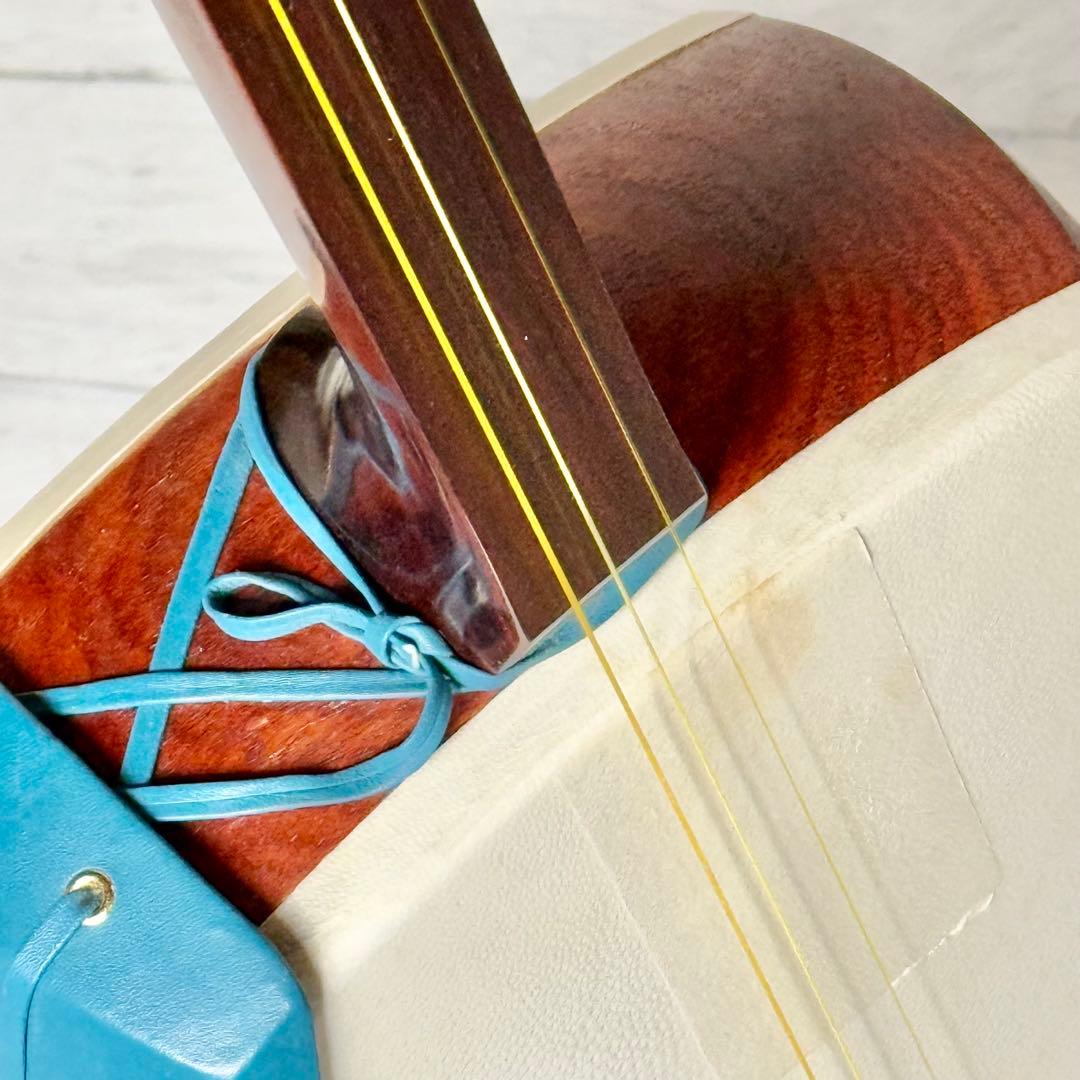 中棹三本継 高級三味線 東さわり・鼈甲撥・ハードケース付き