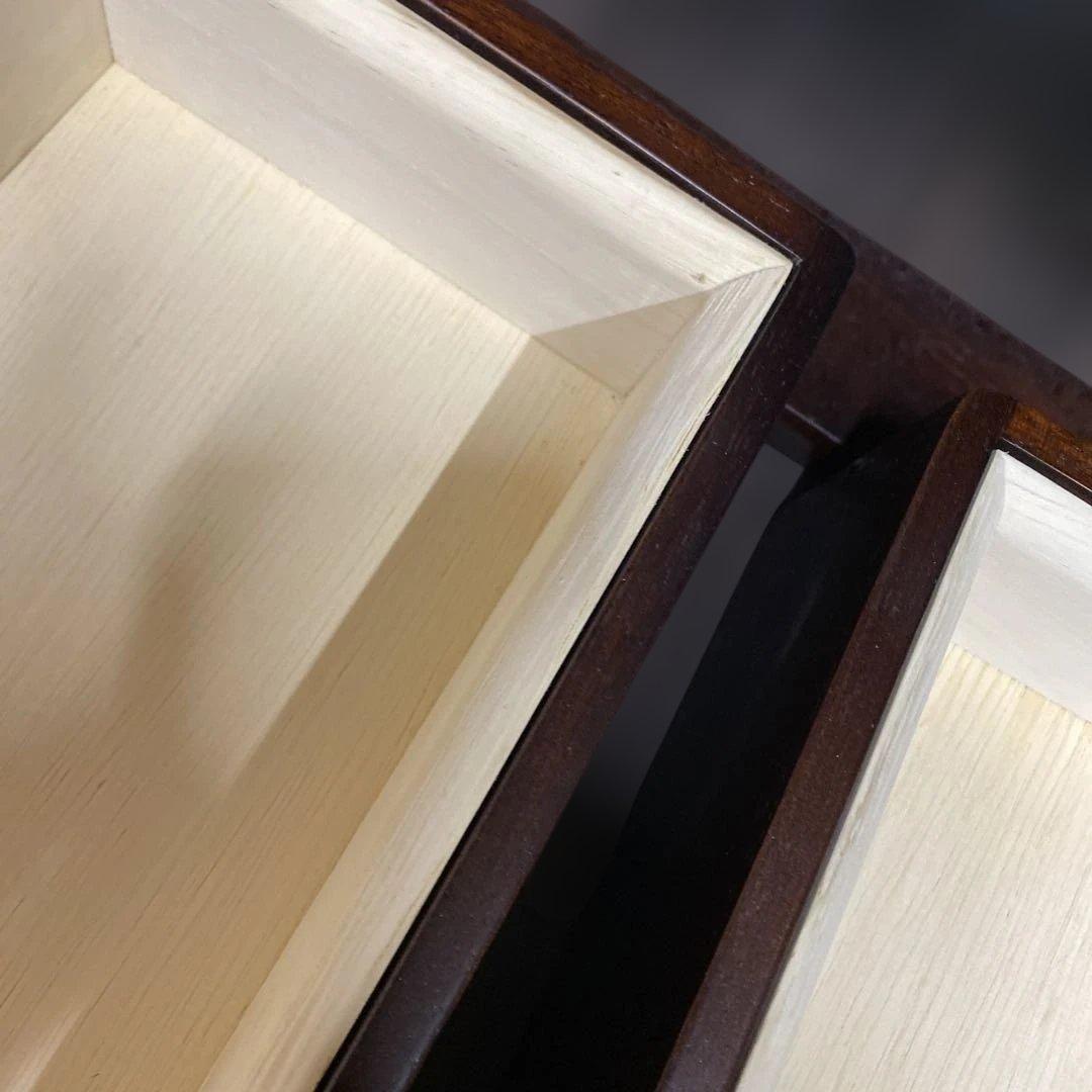 レア品 アジアンテイスト 家具 経机 ガラス ハスの花　彫刻 引出付 TB21