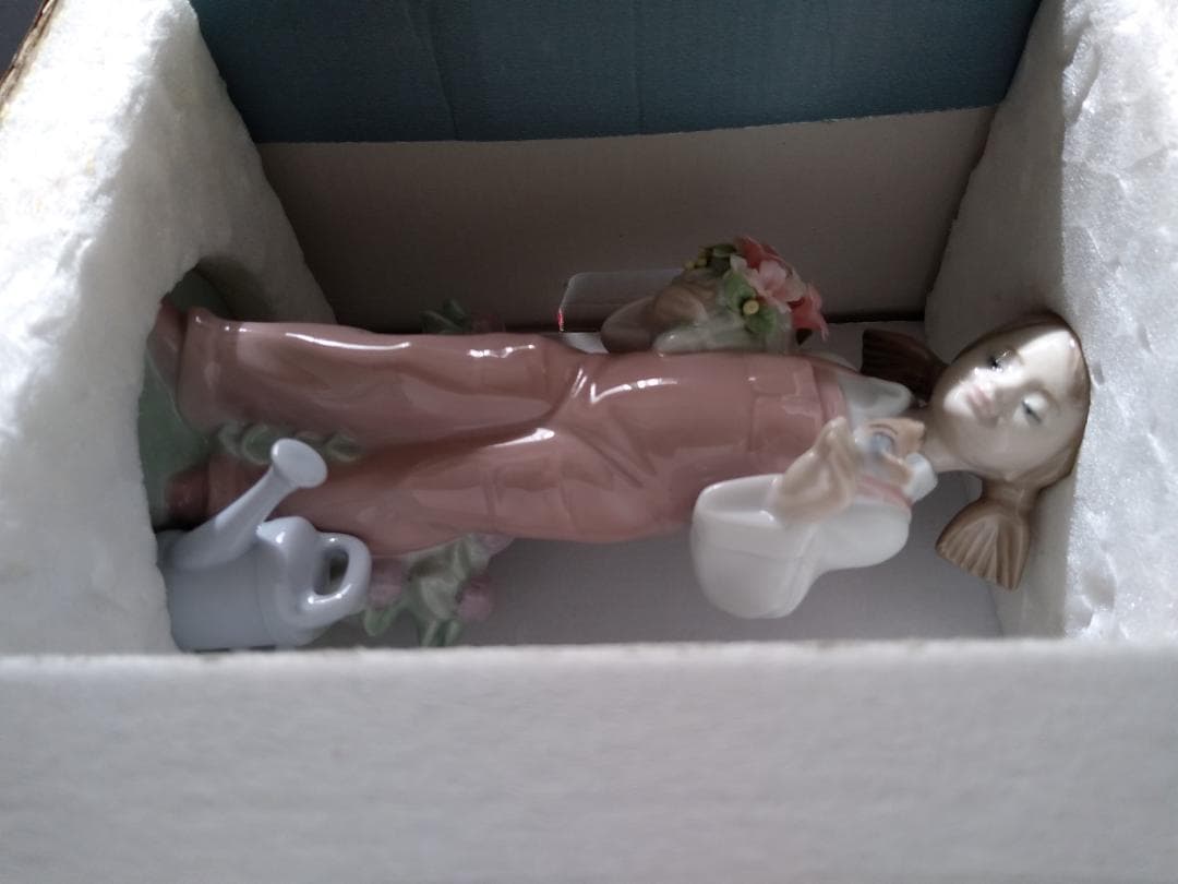 【新品】割引あり　★希少品　リヤドロ　スペイン　Spring 01005217