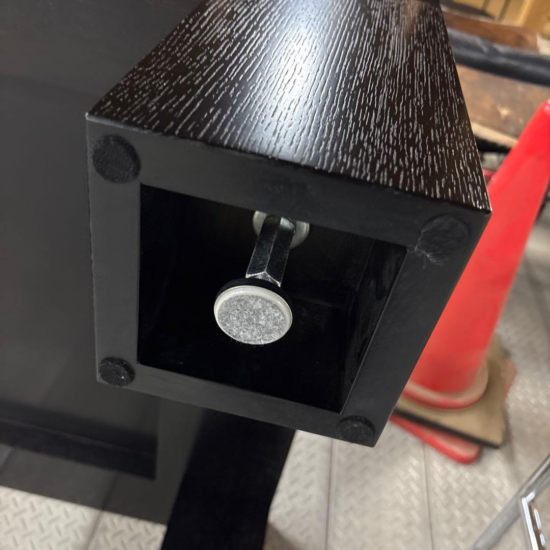 Cassina カトリーヌメミ　ローテーブル