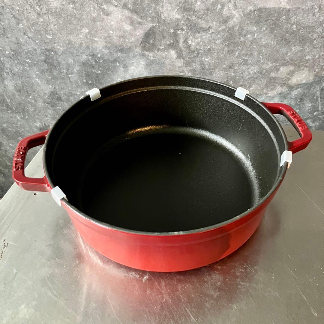 Staub ストウブ シャローココット 26cm ラウンド チェリー 両手鍋