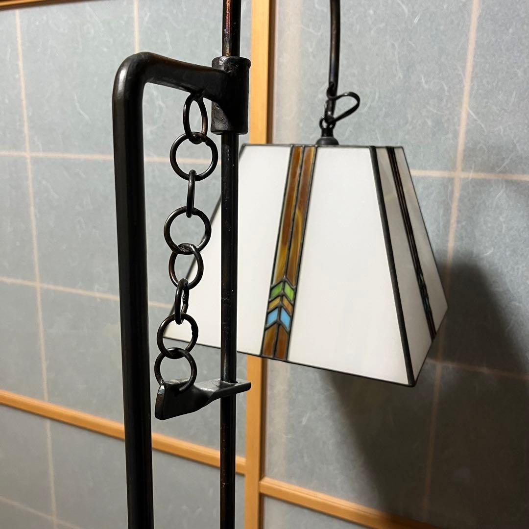 アンティーク　ステンドグラスライト　スタンドライト