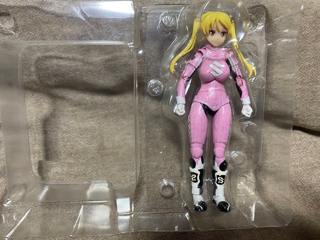 S.H.Figuarts ばくおん！ SUZUKI 鈴乃木凛　ライダースーツ