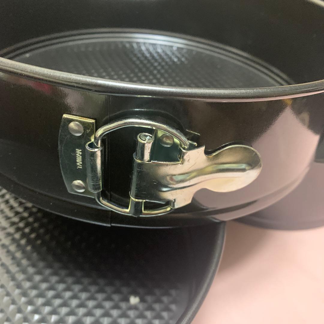 スプリングロック式 ケーキ型 3個セット 23、26、27cmプロ必見の品